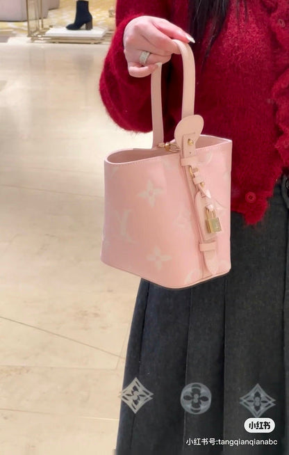 MLP04   Women's new fashion 18*16cm bucket bag