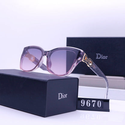 9670  Sunglasses with box