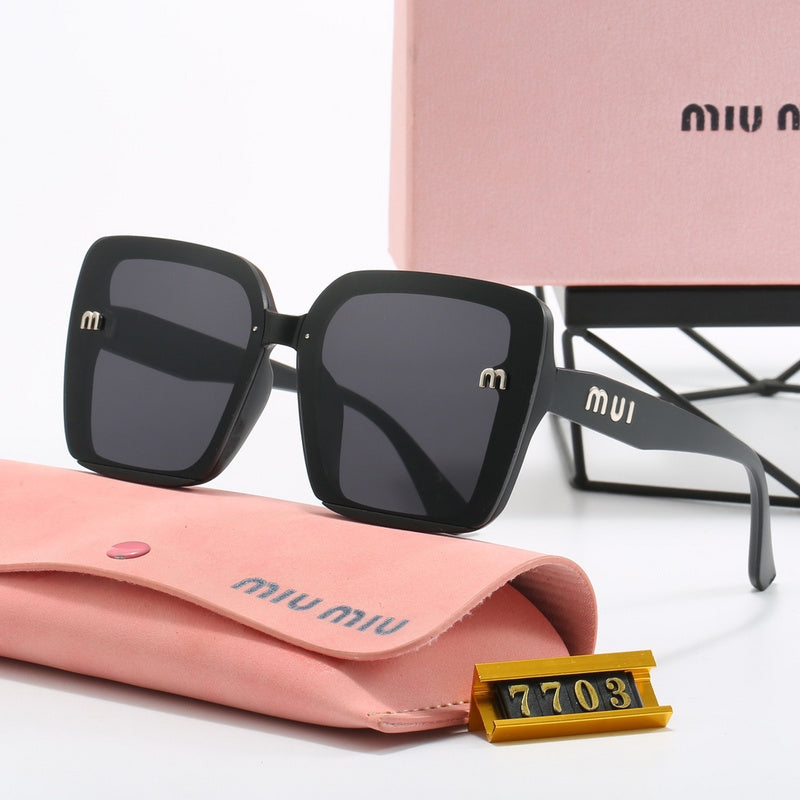 7703 Sunglasses with box