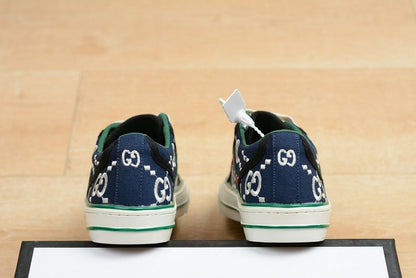 MGS17  Fashion women's and men's sneakers shoes 36-44