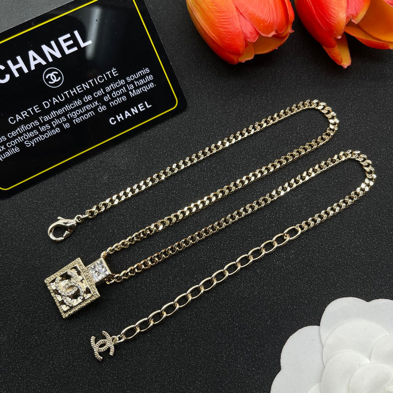 CHN70  Fashion necklace for men and women  Jewelry