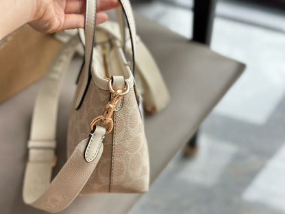 MCP29 Shoulder Bag 14-16CM Bags With box