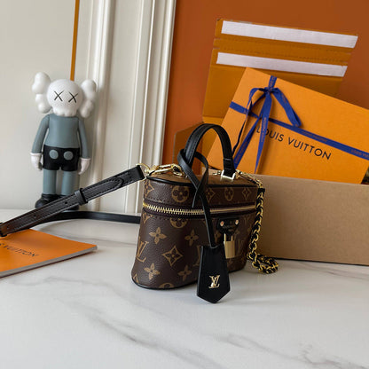 LLP221 Shoulder Bag 19-11-6.5CM Bags