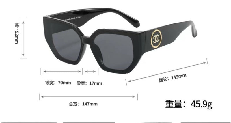 95073  Sunglasses with box