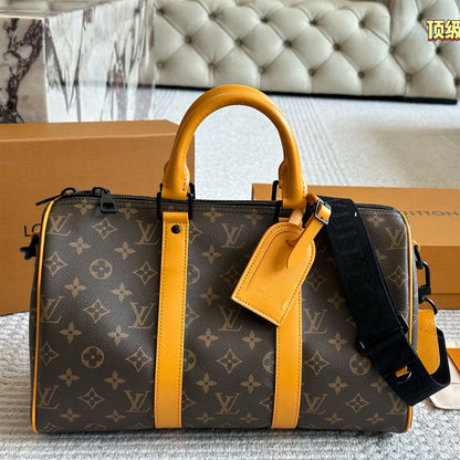 MLP28 Leather Bag 35-21CM Travel  for women and men  Bags