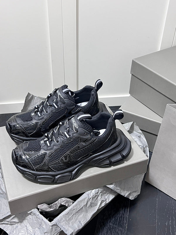 MBS9 Fashion women's and men's sneakers 35-44 shoes with box