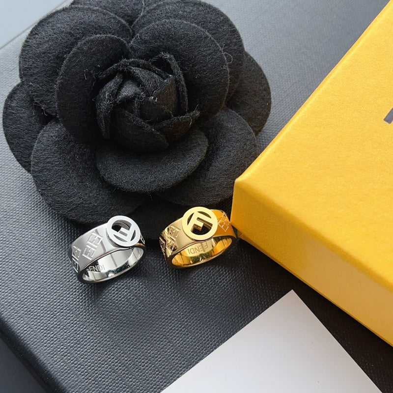 J119  Men's and women's titanium steel ring jewelry