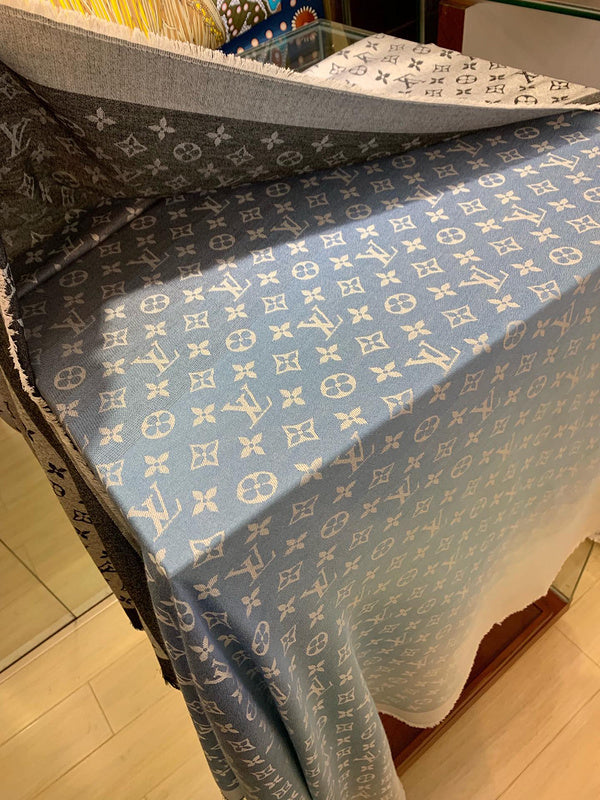 XLC28 Hidh quality 60% silk 40% wool Scarf Can choose box