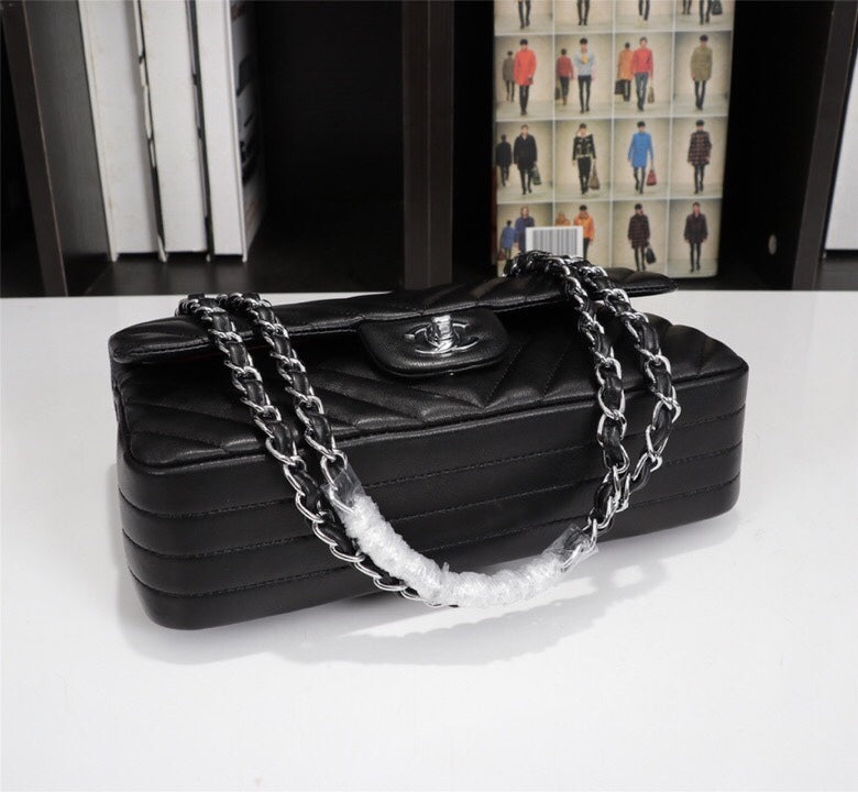 XCP19 Leather bag 25.5-15-7.5CM