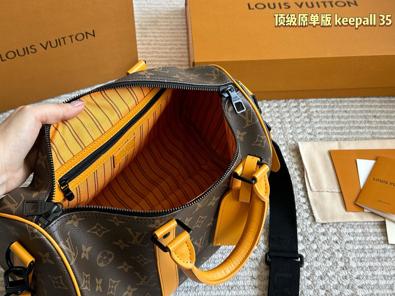 MLP28 Leather Bag 35-21CM Travel  for women and men  Bags