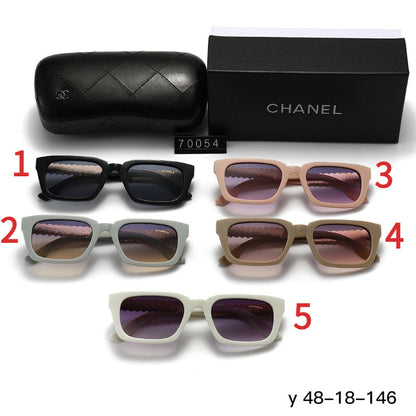 70054 Sunglasses with box