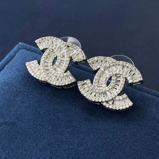 CHE188 Classic CC Diamond Earrings High Quality Jewelry