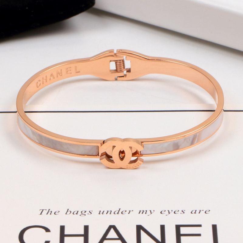 CHB22 Fashion boutique bracelet 316L stainless steel gold-plated bracelet, women's shell bracelet jewelry