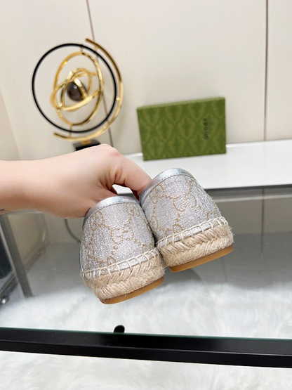 OGS32 Women 35-42 Shoes with box