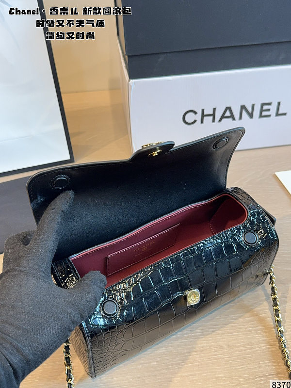 MCP107 Bag 24-11.5-17CM Handbag
