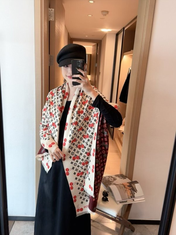 XLC16 Cashmere blend 65-180CM Scarf