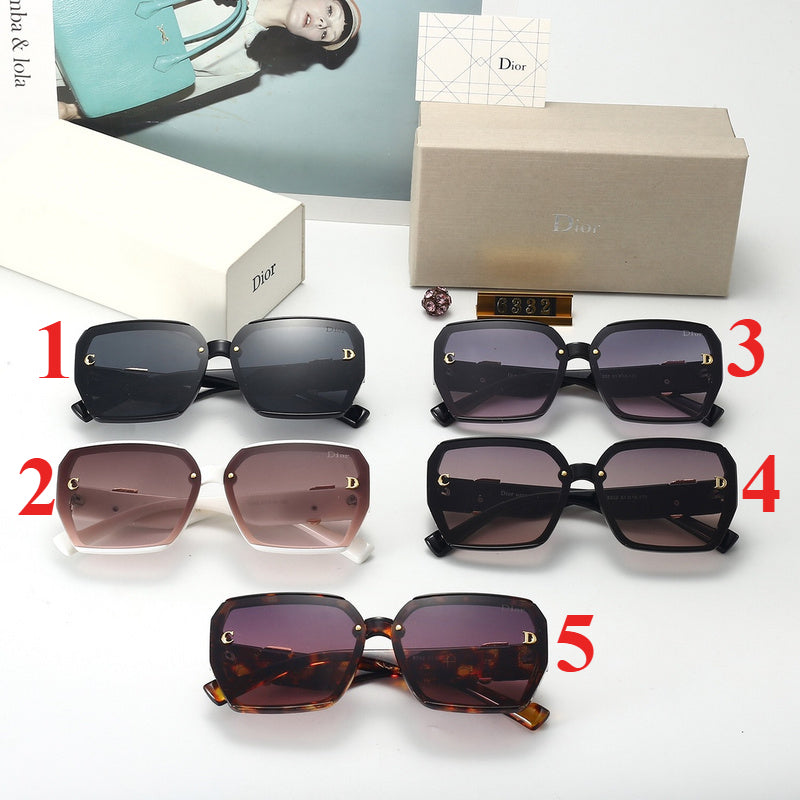 6332   Sunglasses with box