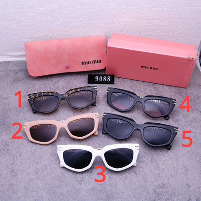 9088  Sunglasses with box