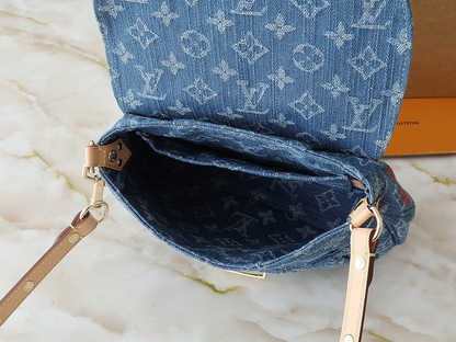LLP285 bag 27.0-18.0-3.0CM Shoulder bags