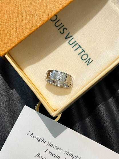 J154  Men's and women's titanium steel ring jewelry