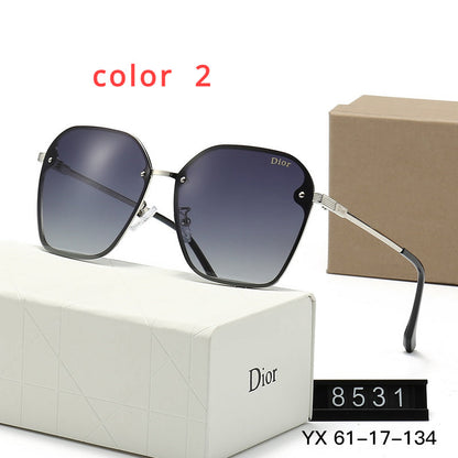 8531 Sunglasses with box