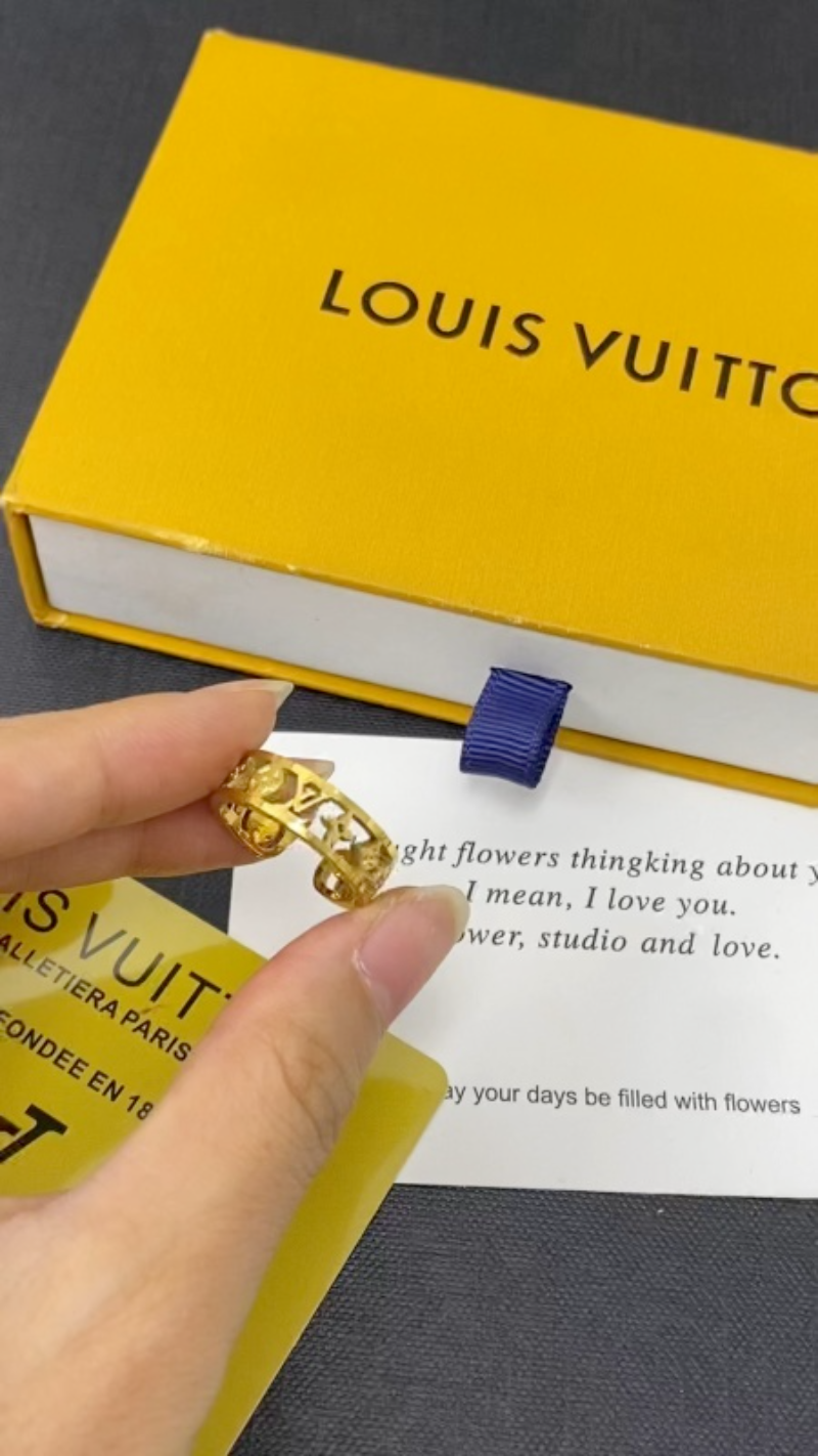 J147   Women's Titanium Steel Ring Jewelry