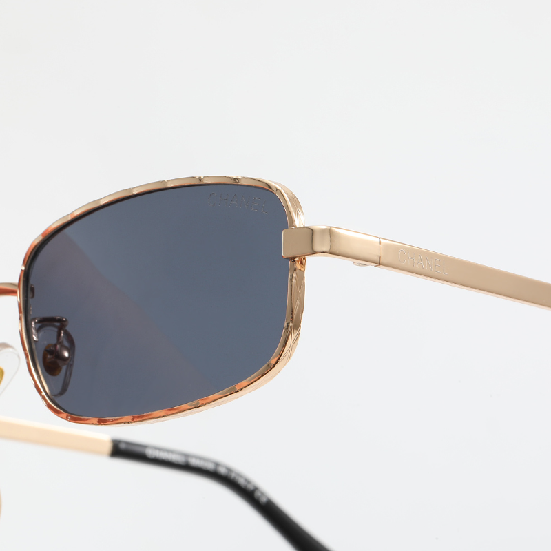 SH350   Sunglasses with box