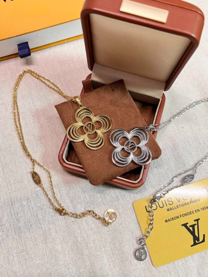 X701  Women's Titanium Steel Necklace Jewelry