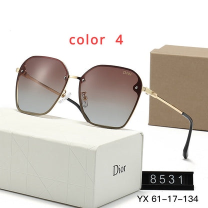 8531 Sunglasses with box