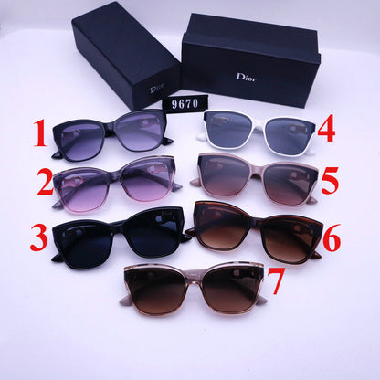 9670  Sunglasses with box