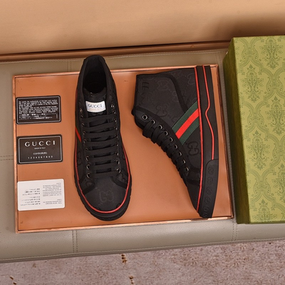 OGS31 Women 35-40 And Men 40-45 Shoes With box