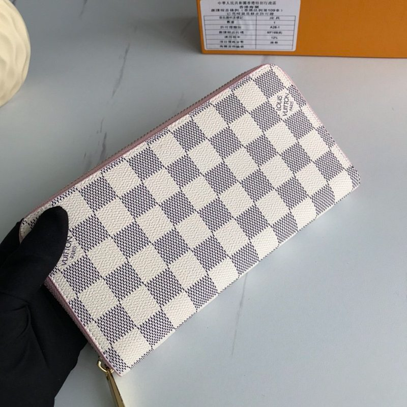 LLP000 Classic PVC bag 19x10CM with box