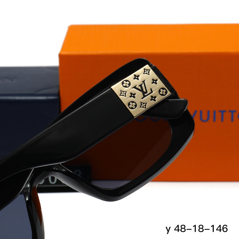 70058 Sunglasses with box