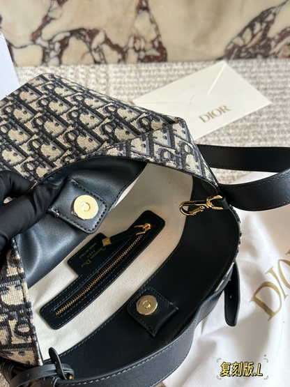 MDP2   Women's new cute 24 * 20cm bucket bag