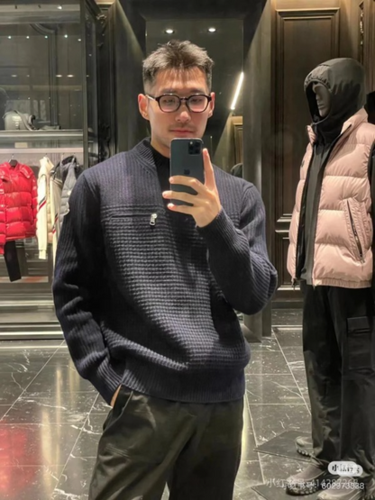 110119   New Mongolian micro seal wool knitted long sleeved Top quliaty 1:1 clothing