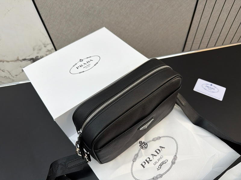 APP1 Bag 23-17CM Shoulder bags