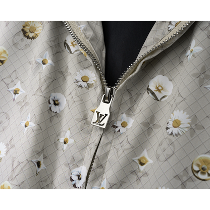 LVC302  New men's spring and autumn season windbreaker jacket clothing