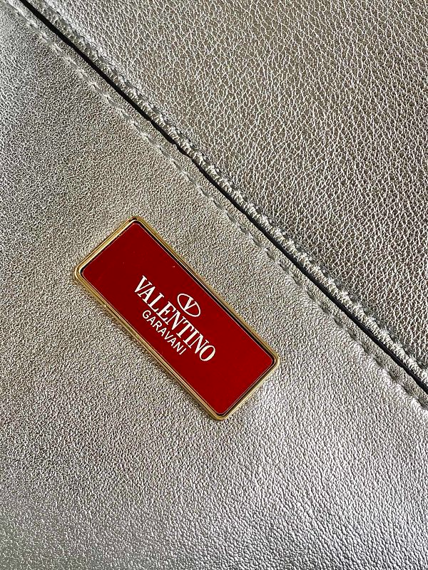 LVP10  bag 23.5-12-3cm Shoulder bags