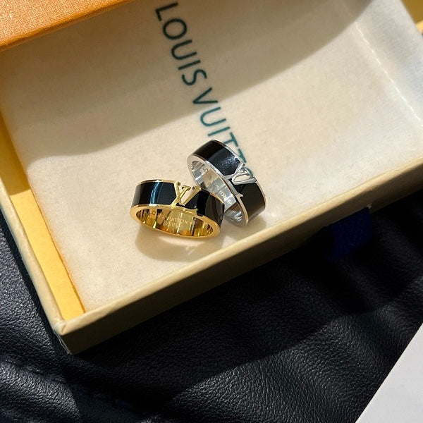 J155    Women's new fashionable titanium steel ring jewelry