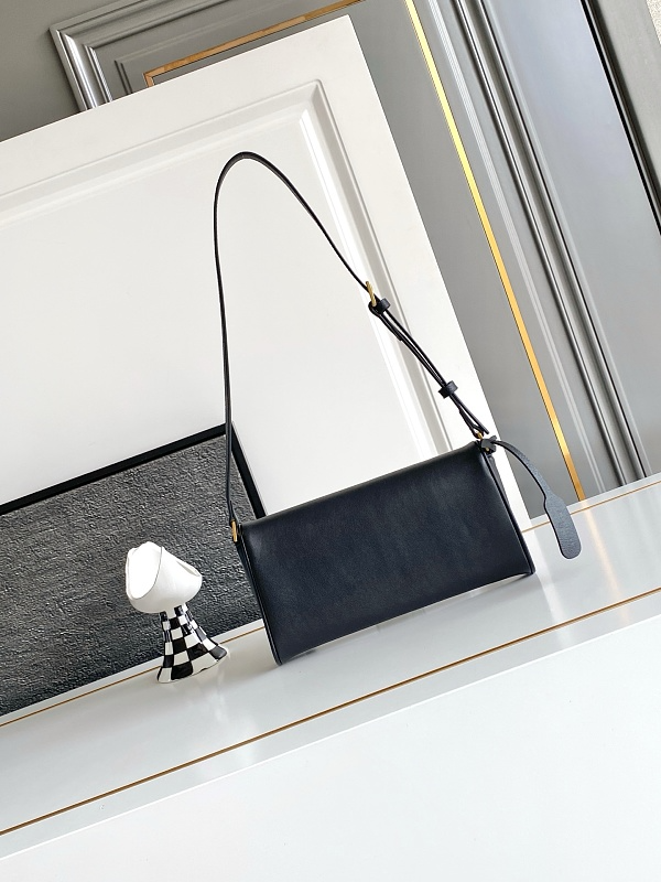 LVP10  bag 23.5-12-3cm Shoulder bags