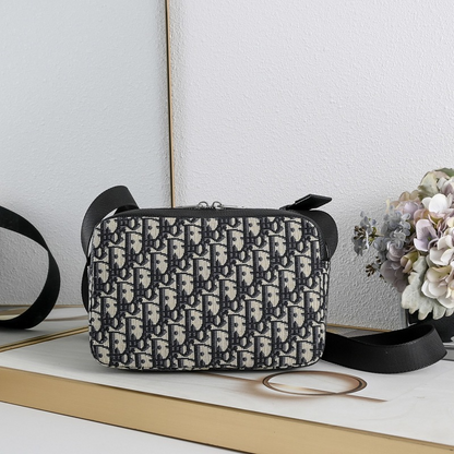 LDP86 bag 23 x 15 x 6.5CM Shoulder bags