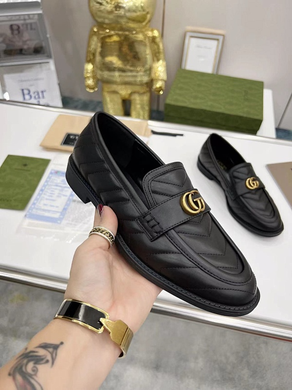 OGS29 Women 35-42 Leather Shoes with box