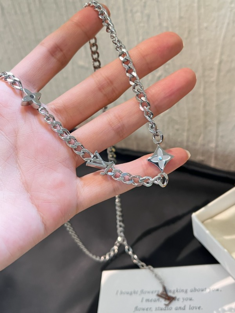 X713  Men's and women's titanium steel necklace and bracelet set jewelry