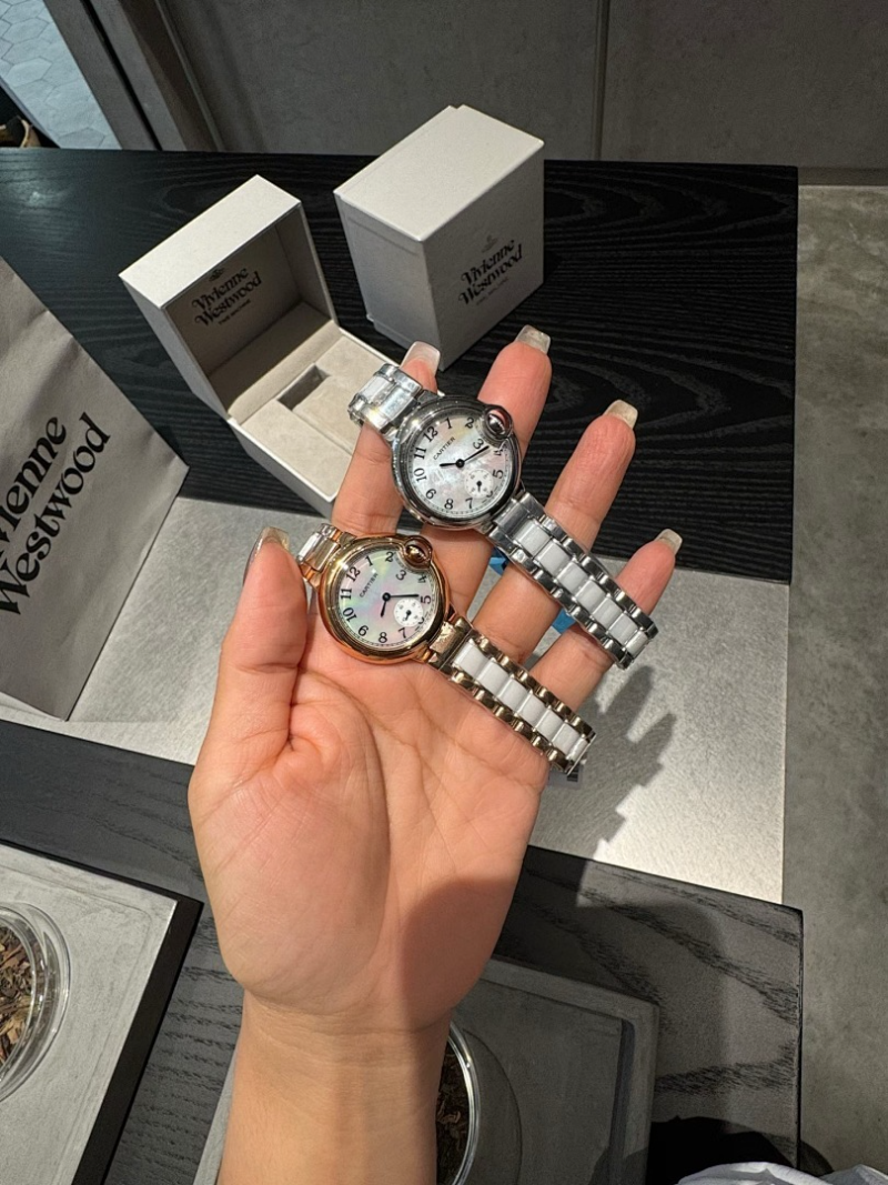 CW24   New Simple and Exquisite 33mm Quartz Watch