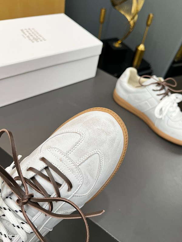 OMS1 Leather Shoes Women 35-40 Man 40-45 with box