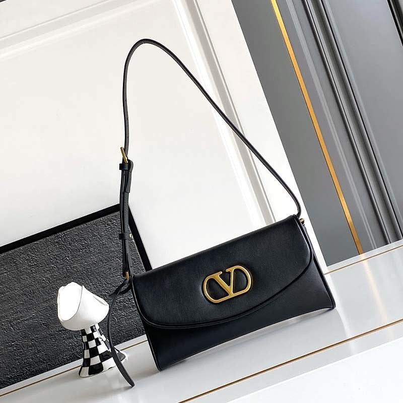 LVP10  bag 23.5-12-3cm Shoulder bags