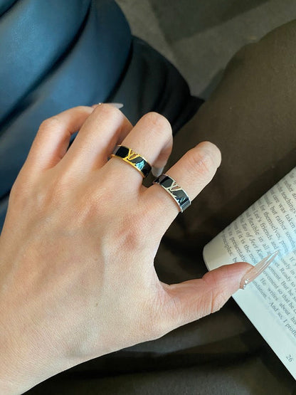 J155    Women's new fashionable titanium steel ring jewelry