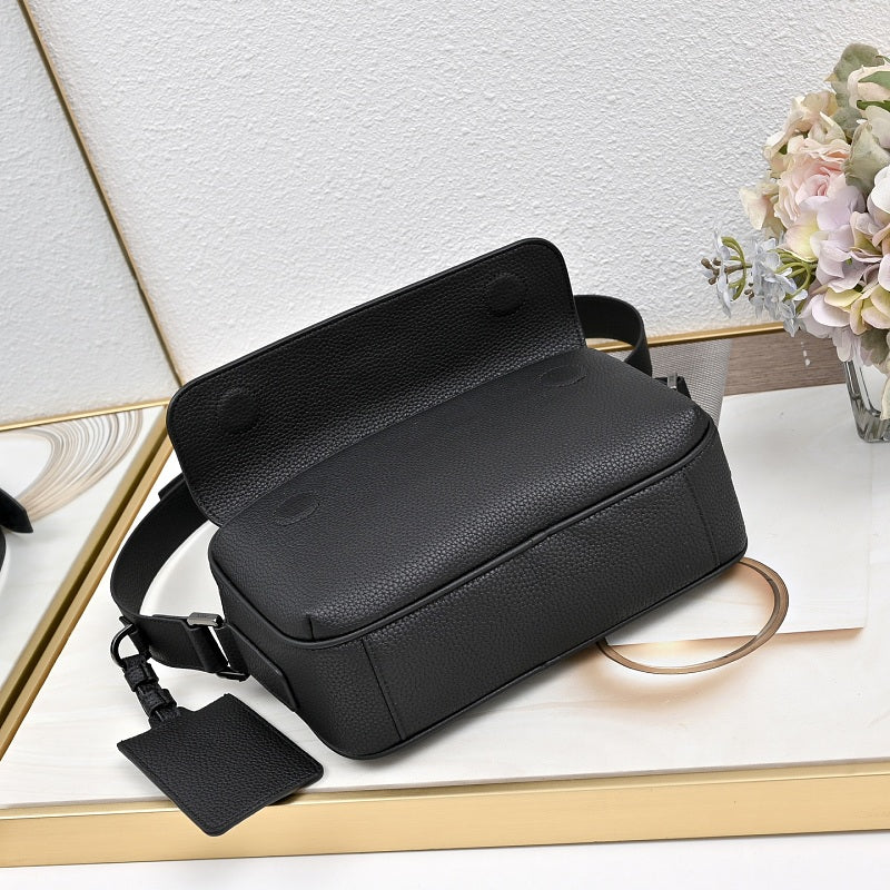 LDP93 bag 24 x 16 x 9CM Shoulder bags