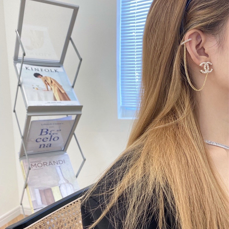 A517  Women's single ear clip jewelry