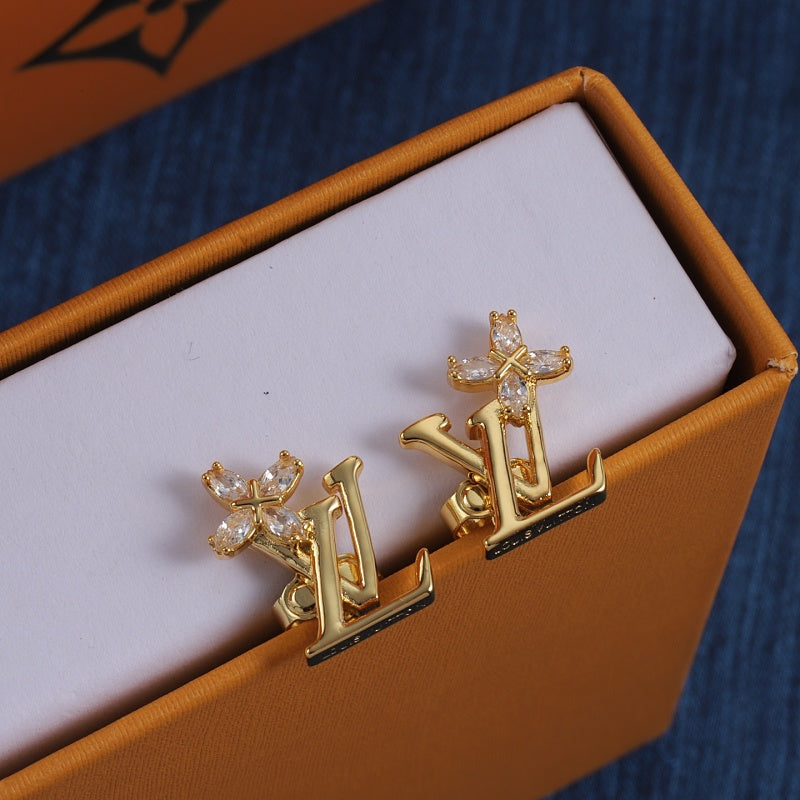 LVE48  Women's earring jewelry